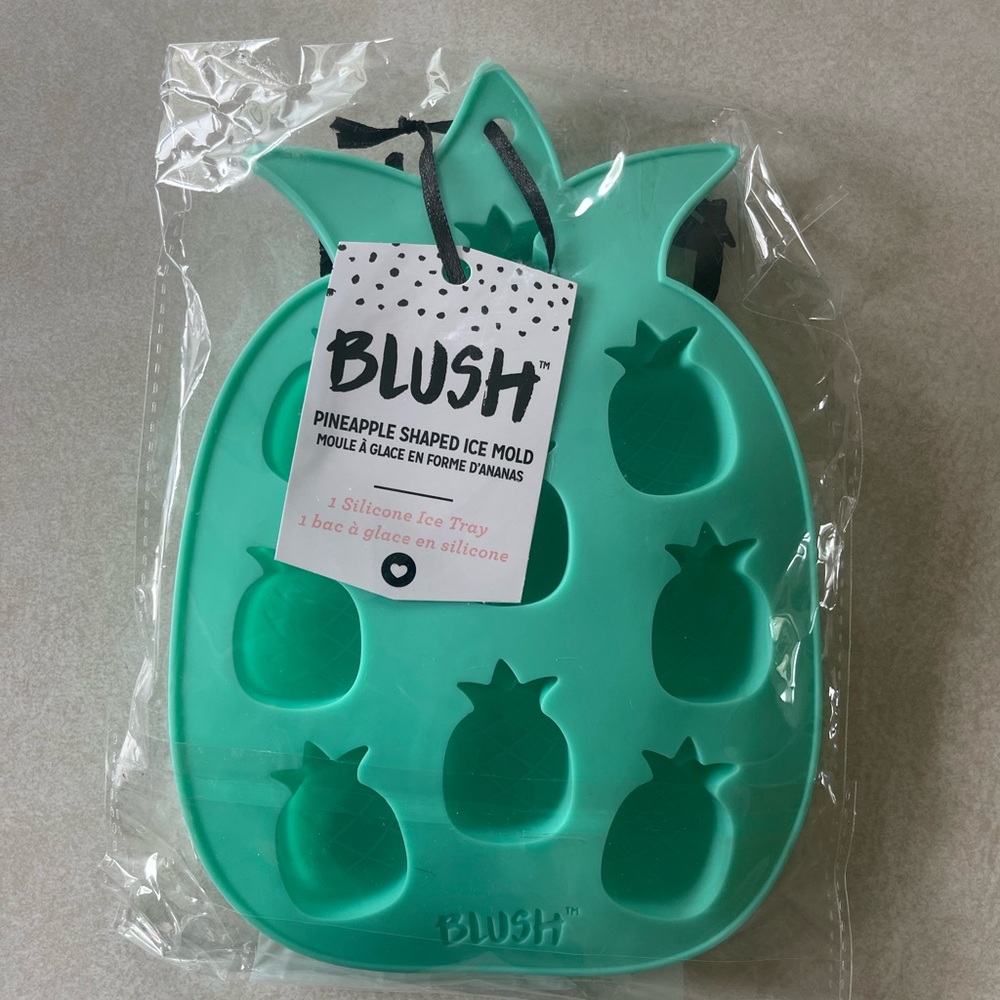 Blush Green Pineapple Silicone Ice Tray